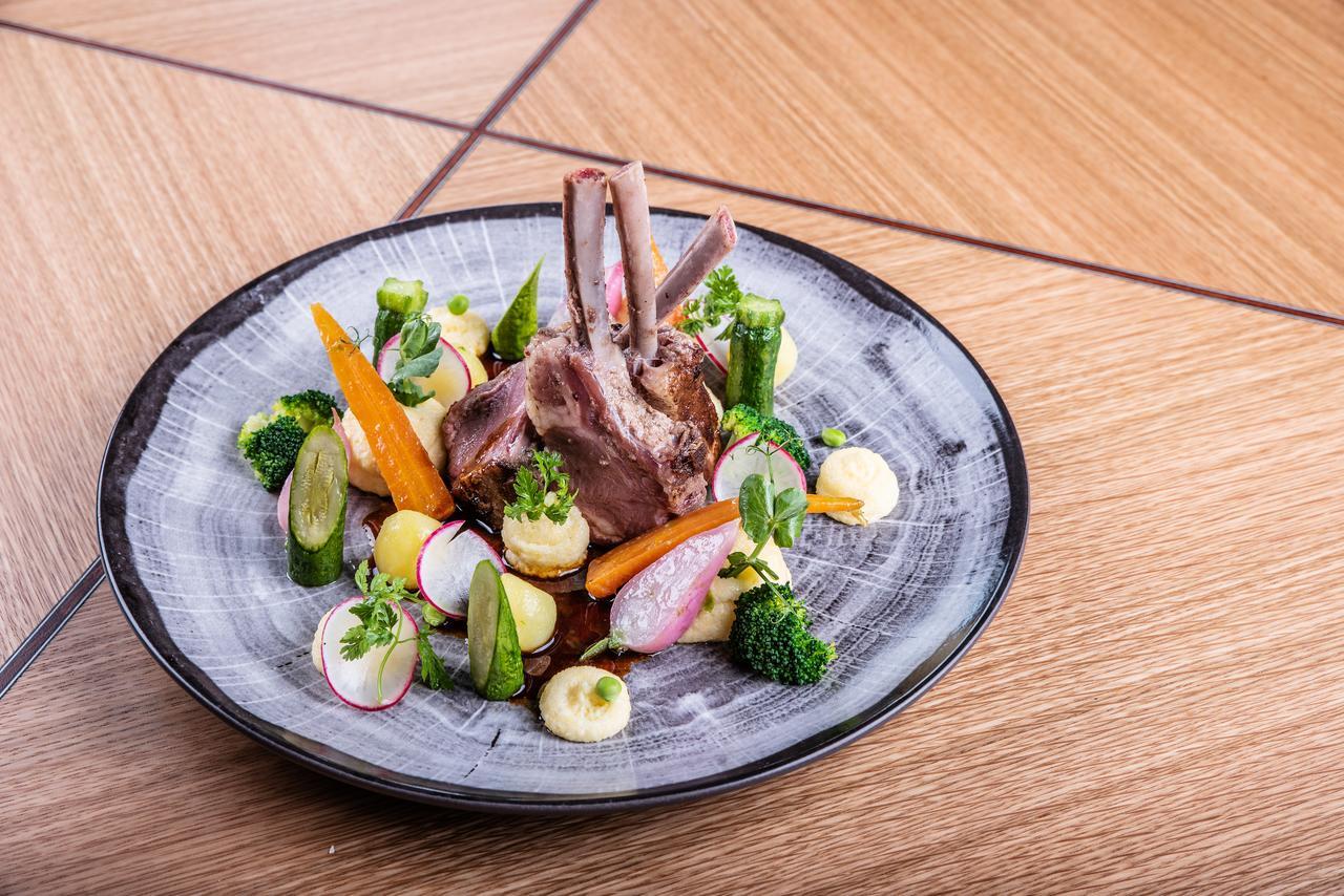 Restaurant & Design Hotel Noem Arch 브르노 외부 사진